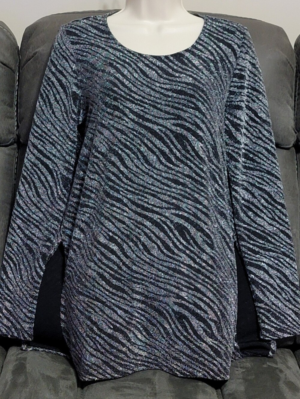 Karen Kane Metallic Zebra Stripe Shimmer Knit Top Medium